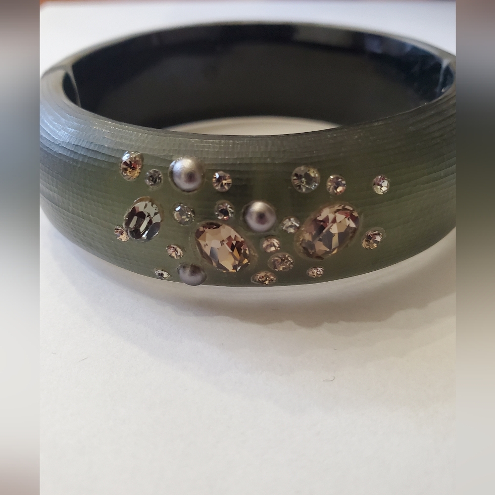 Alexis Bittar Crystal And Pearl Lucite Hinged Bangle Bracelet